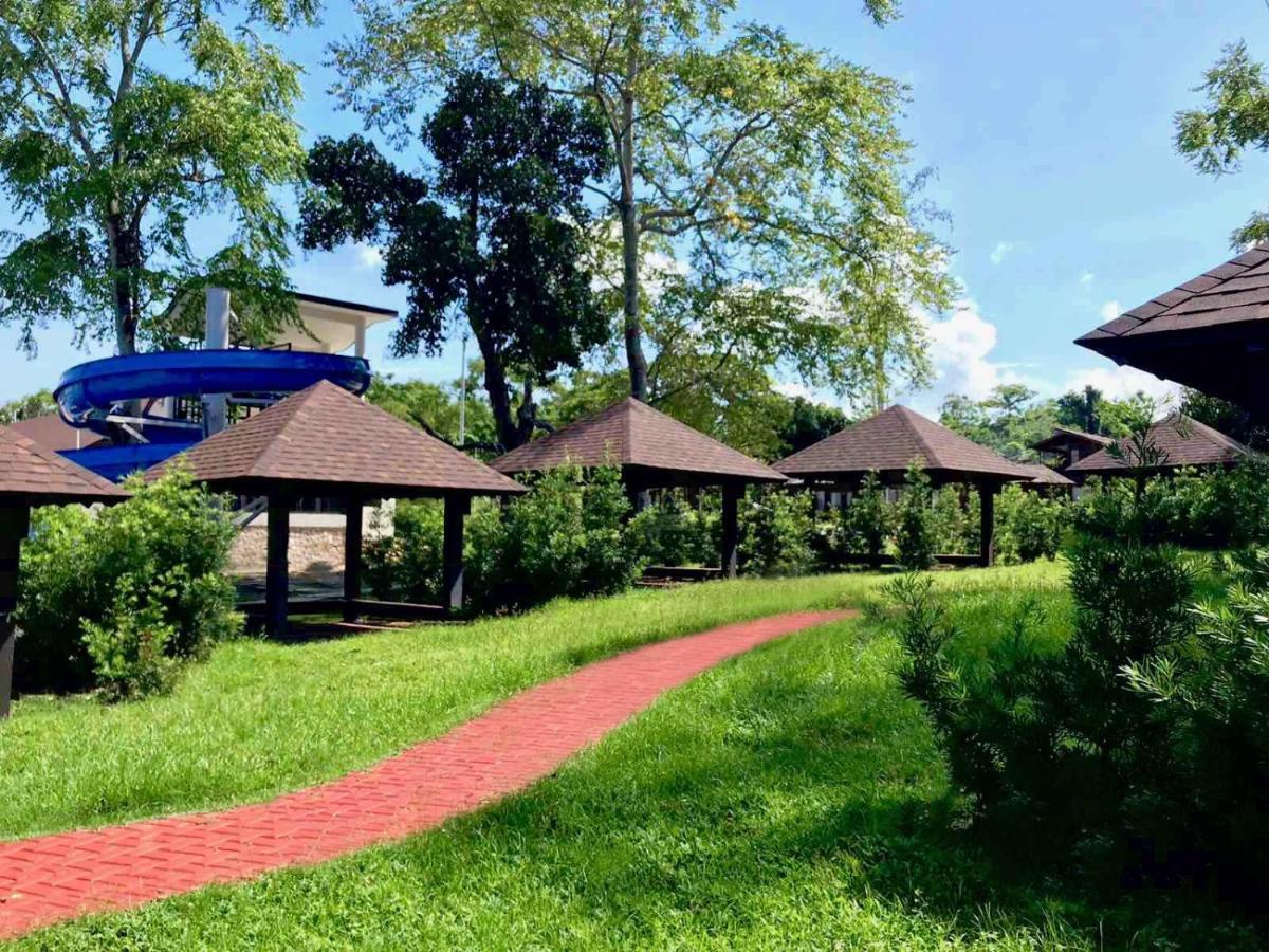 Crusoe Cabins Costa Azalea Sámal Exterior foto
